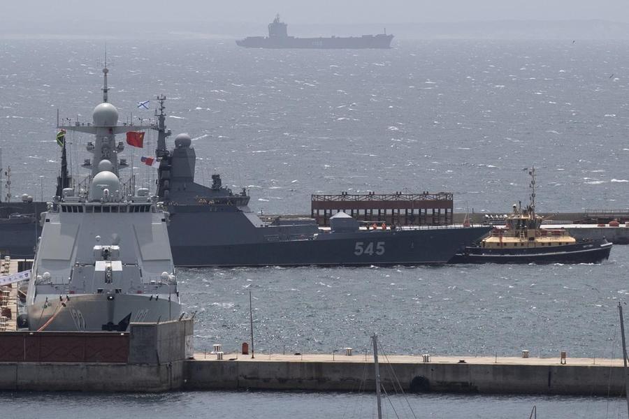 Afrique du Sud : des manœuvres navales BRICS+ sous haute tension diplomatique