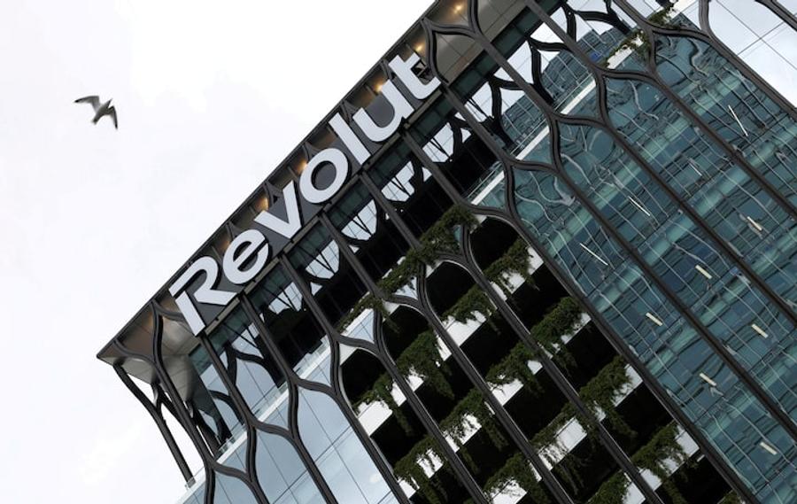 Revolut si afferma come un nuovo rivale delle grandi banche europee