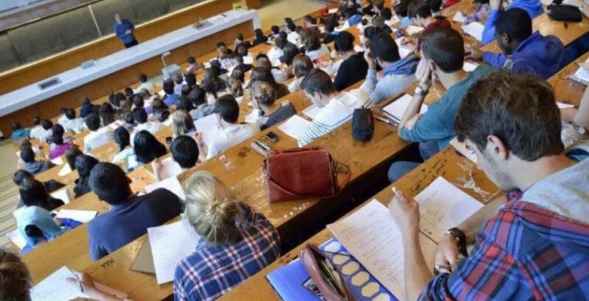 Estudantes marroquinos fortalecem sua posição no sistema de ensino superior da França