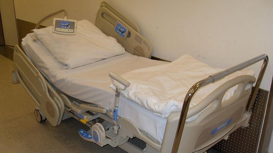 Hôpital régional de Laâyoune : des bons de commande controversés suscitent des interrogations