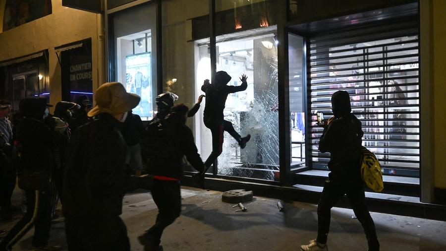 France : les commerçants réclament des mesures après une vague de vandalisme