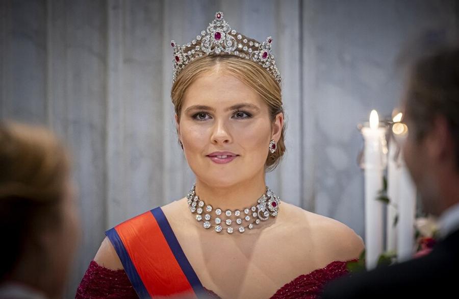 Dutch Crown Princess Amalia promoted to sergeant in the armed forces