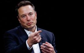 Elon Musk promet une action SpaceX à chaque enfant américain dès 2027