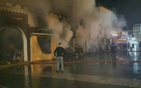 حريق يلتهم 6 محلات بسوق طنجة بوجدة