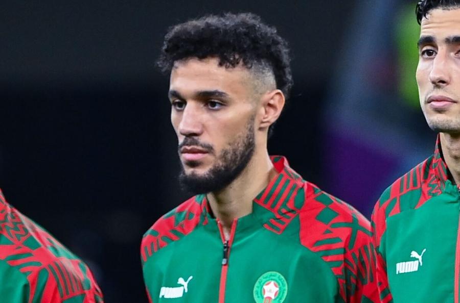 Noussair Mazraoui incertain face au Mali après des douleurs au dos