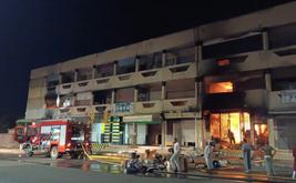 Tiznit : un incendie ravage plusieurs commerces du complexe Al Qods sans faire de victimes