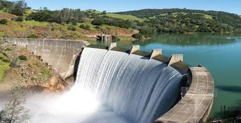 الأمطار تنعش سدود المملكة بـ 49 مليون متر مكعب في يوم واحد