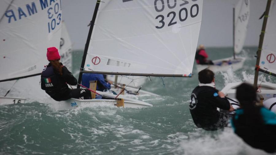 Erste Al Wahda Cup Regatta Marokkos bringt 83 Segler nach Mohammedia