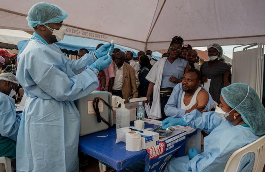 Ebola en République démocratique du Congo : plus de 10 000 cas confirmés