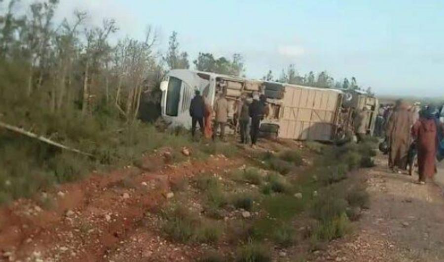 زاكورة...4 قتلى وأكثر من 22 إصابة جراء انقلاب حافلة للمسافرين