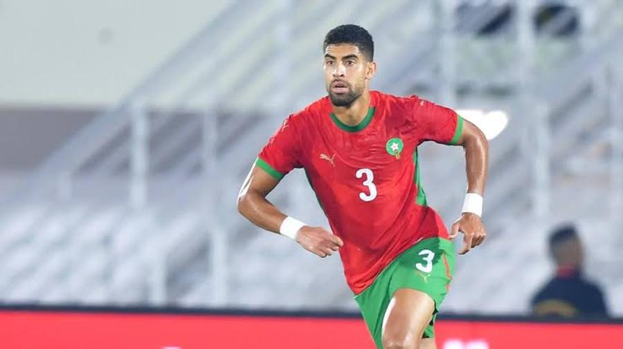 الدولي المغربي السابق آدم ماسينا يعلق حذاءه