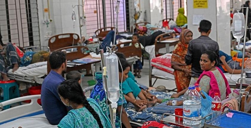 Il Bangladesh affronta un devastante focolaio di morbillo mentre aumentano le lacune nella vaccinazione