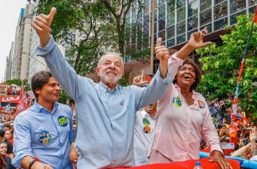 Lula seeks a comeback as Brazil heads toward a tense presidential runoff