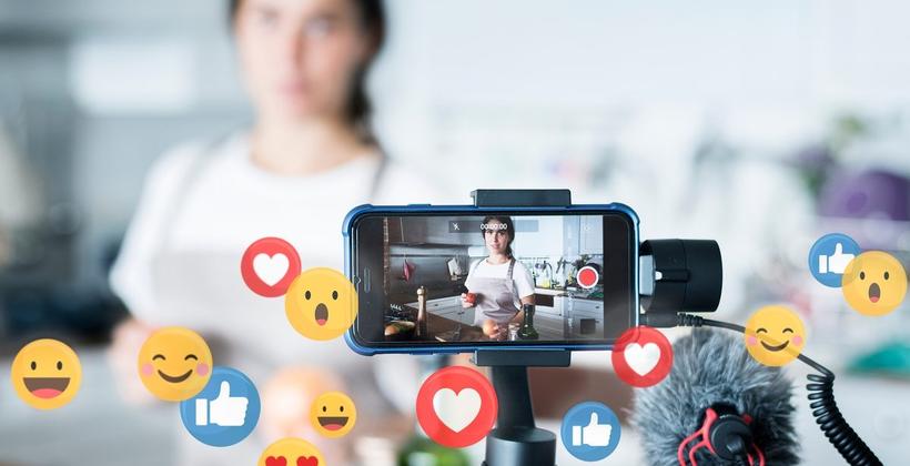 إشهارات المؤثرين للمنتجات الصحية تحرك حماة المستهلك