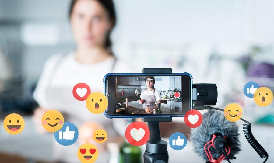 إشهارات المؤثرين للمنتجات الصحية تحرك حماة المستهلك