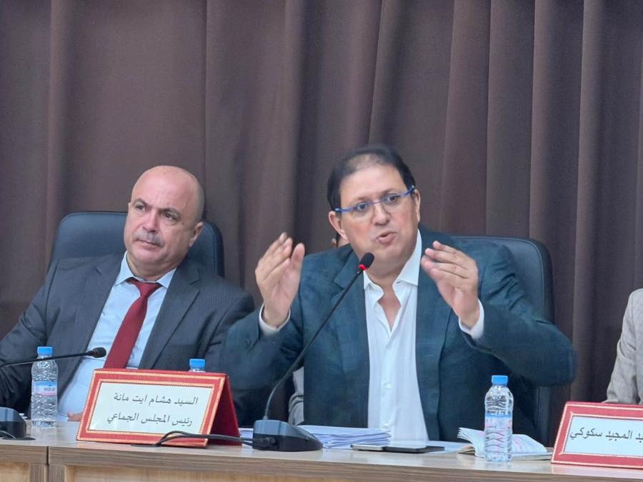 آيت منا: أوقفنا بونات الغزوال وسيارات الخدمة المخصصة لنواب المجلس
