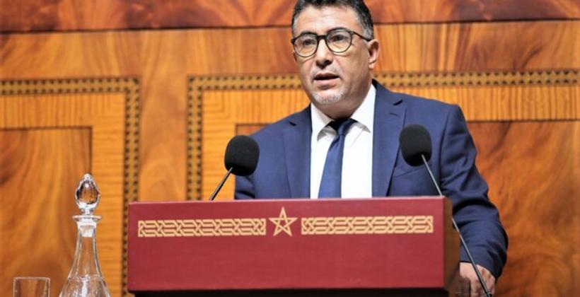 بنعبد الله يؤكد استمرار حموني على رأس فريق "الكتاب" مؤقتا