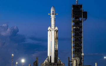 Elon Musk, SpaceX'in bir gün küresel ekonomiden daha değerli olabileceğini söylüyor