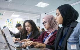 Emploi au Maroc : les femmes et les jeunes confrontés aux obstacles de l’insertion professionnelle