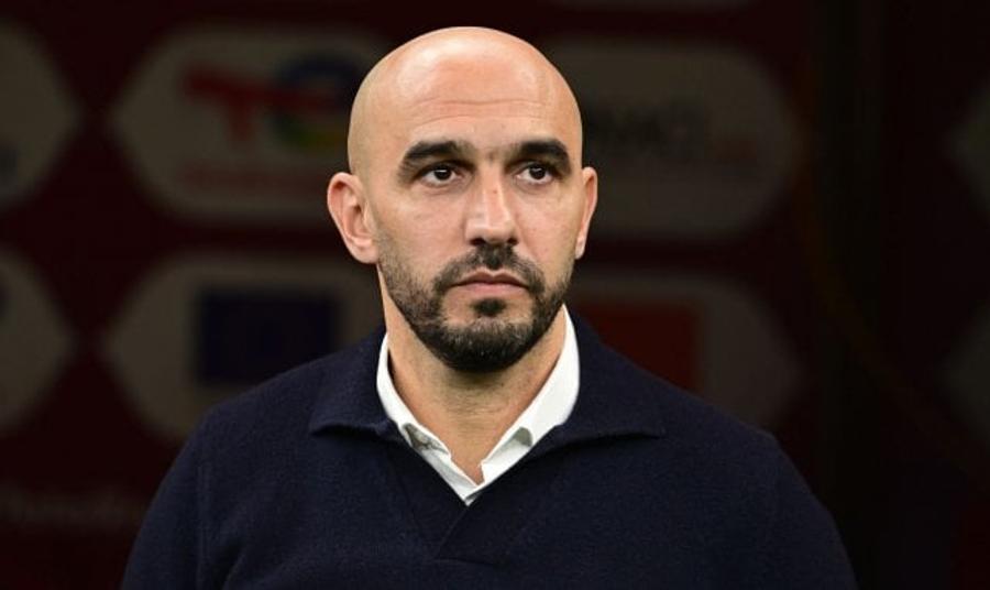 الركراكي يدخل على خط أزمة رونالدو مع منتخب البرتغال