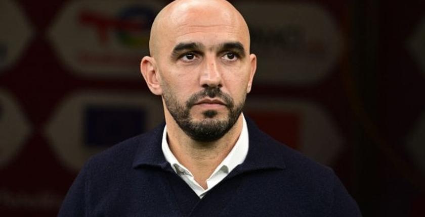 الركراكي يدخل على خط أزمة رونالدو مع منتخب البرتغال