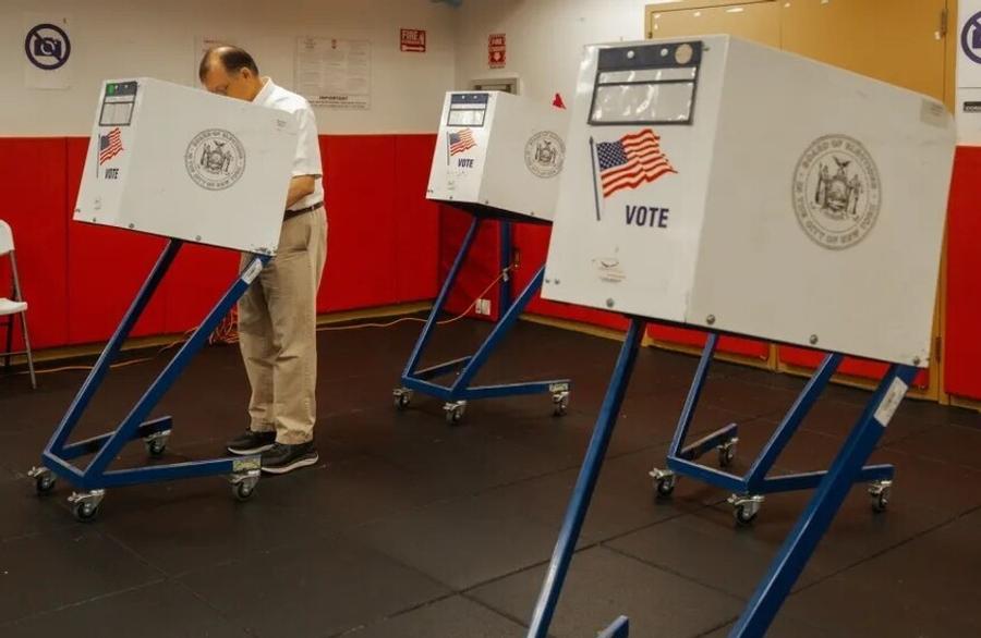US election observer decision raises scrutiny ahead of 2026 midterms
