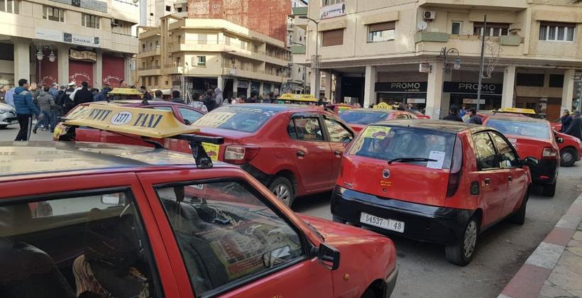 Casablanca taxi drivers protest fuel costs and ride-hailing competition
