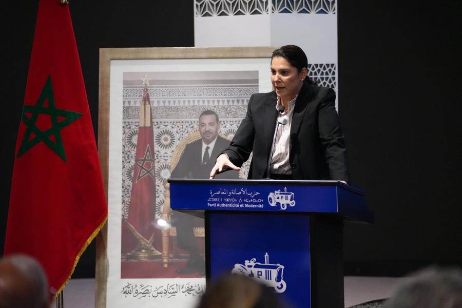 المنصوري تدعو برلمانيي "البام" إلى الانضباط ورفع أداء الفريقين بالبرلمان