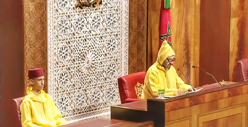 De Toespraak van Zijne Majesteit Koning Mohammed VI Richt de Aandacht op Jeugdwerkgelegenheid en Regionale Ontwikkeling