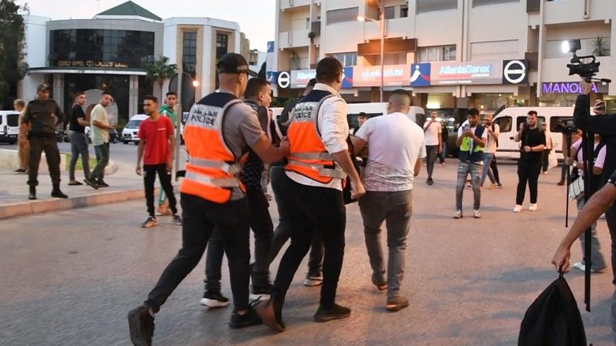 اعتقال أربعة أشخاص بالرباط إثر إصابة 3 أمنيين خلال تفريق تجمهر