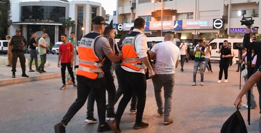 اعتقال أربعة أشخاص بالرباط إثر إصابة 3 أمنيين خلال تفريق تجمهر