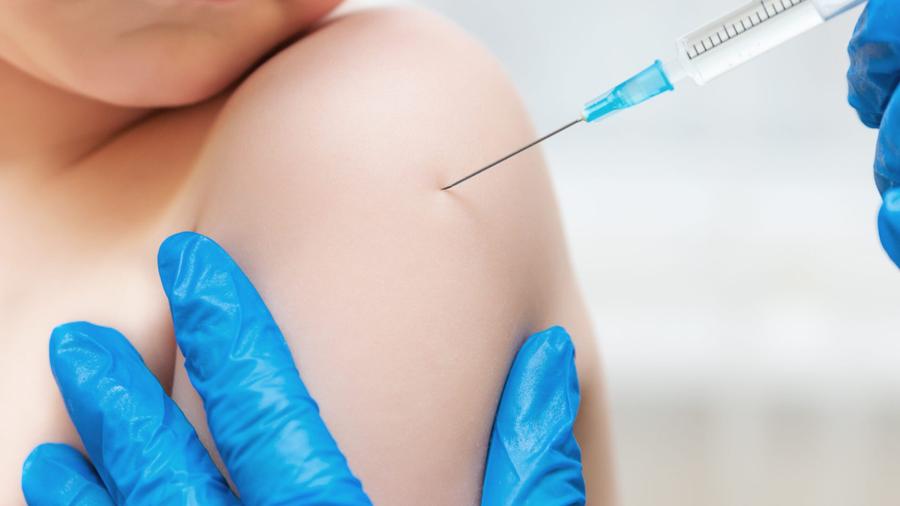 DSÖ uzmanları, dört ila sekiz yaşındaki kızlar için HPV aşısını değerlendiriyor
