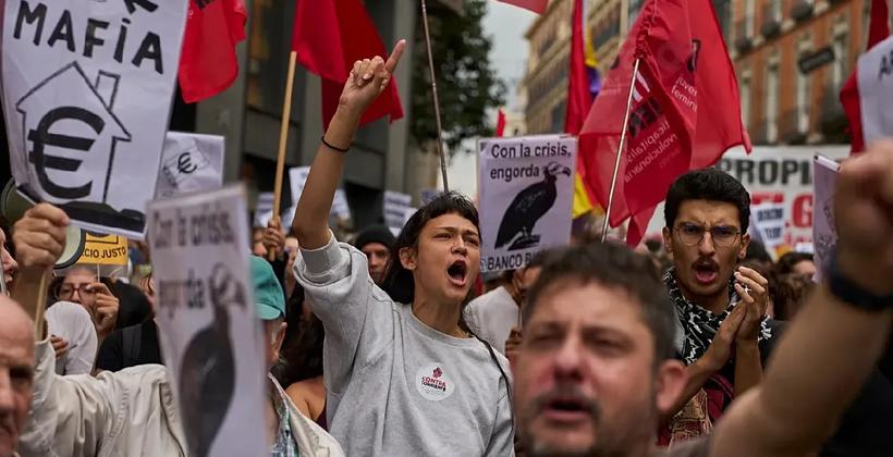 Protestos pela Educação Pública em Madrid Resultam em Cinco Prisões e Dois Policiais Feridos