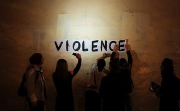 France : les violences conjugales font 136 morts en 2025