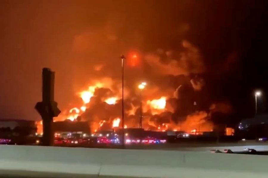 4 إصابات و15 منزلا متضررا في هجوم صاروخي على الرياض