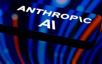 Anthropic alerte sur le risque d’IA capables de se propager seules aux objets connectés