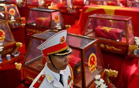 Vietnam : des funérailles pour 731 soldats retrouvés près de six décennies après leur mort