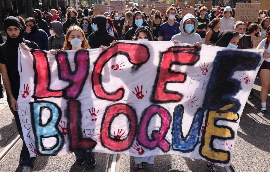 France : les lycéens relancent les blocages, Greta Thunberg rejoint la mobilisation