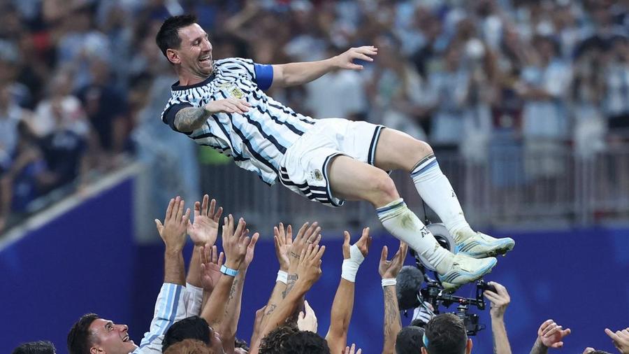Messi’s final Argentina appearance overshadowed by controversy over Benin’s preparations