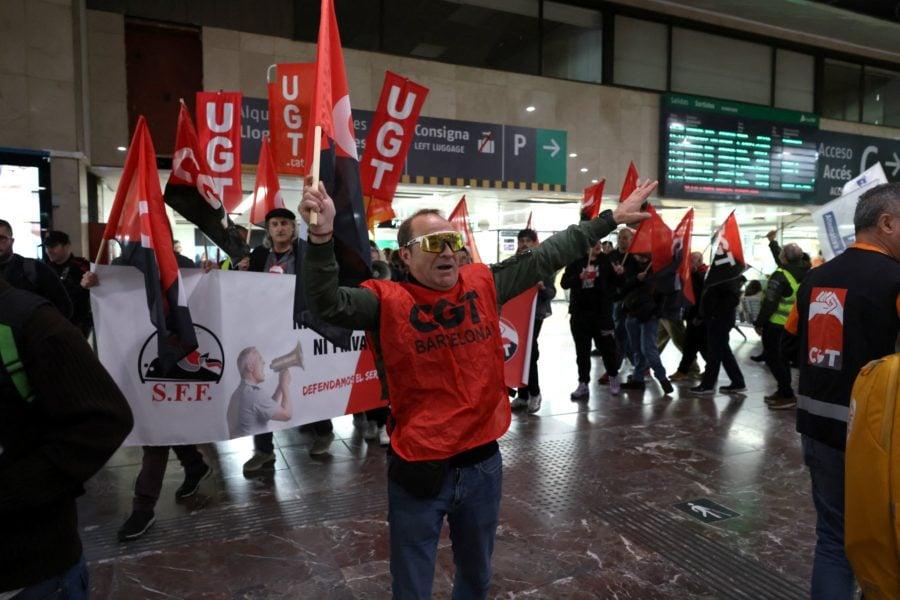 İspanya konut krizi: CCOO ve UGT 24 saatlik genel grev hazırlığında