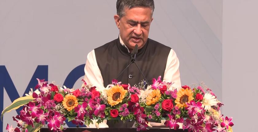 एनएसई के सीईओ ने भारत के पूंजी बाजार की मजबूती की सराहना की, साथ ही पाआरआरवीए और ईजीआर सेगमेंट लॉन्च किए।