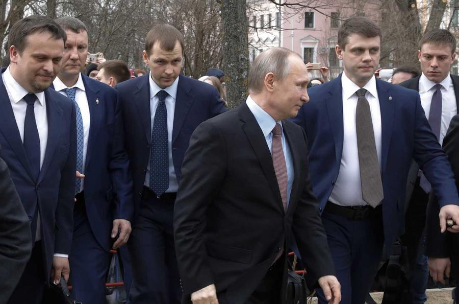 The Kremlin tightens security around Putin amid fears of internal coup