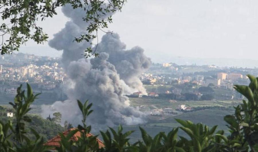     Conflit Israël-Hezbollah: des civils pris au piège sous les bombes au Liban