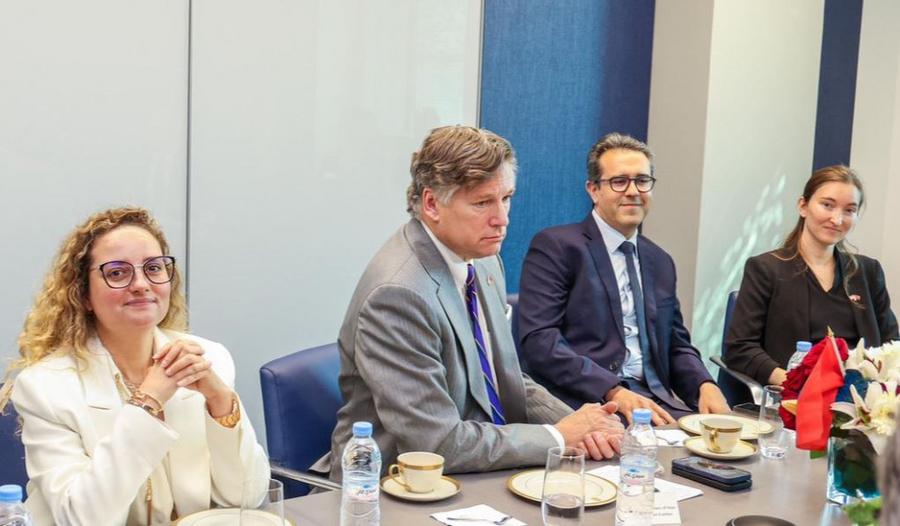 Sahara : les États-Unis misent sur Dakhla pour implanter un data center stratégique