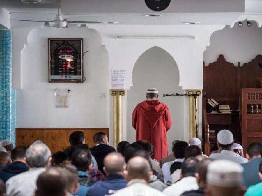 20 سنة سجنا لمعتد على إمام مسجد بالحسيمة‎