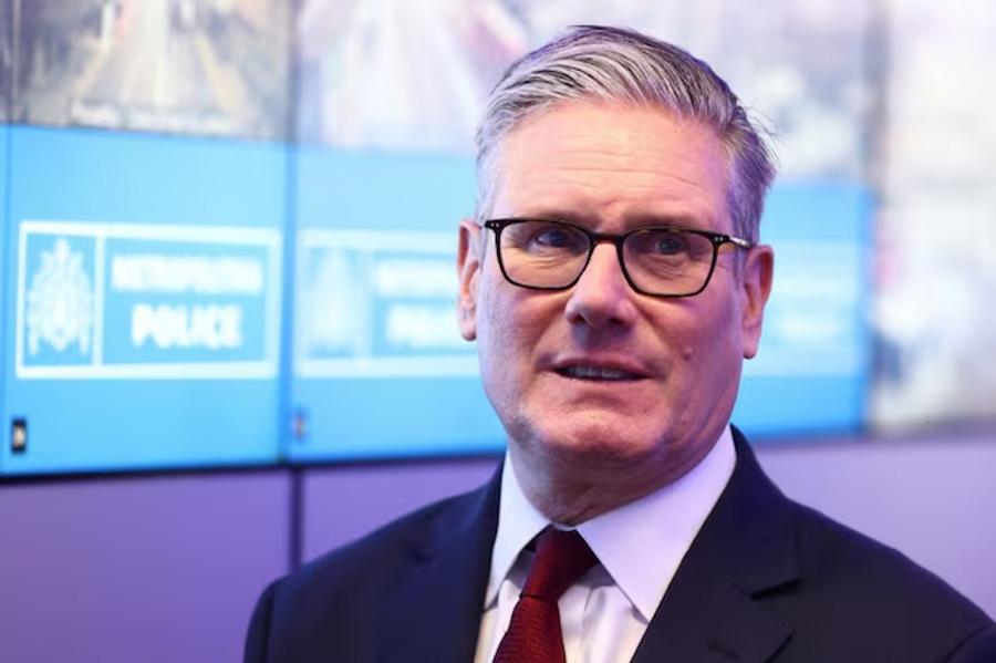 Keir Starmer rejects calls to set departure timeline