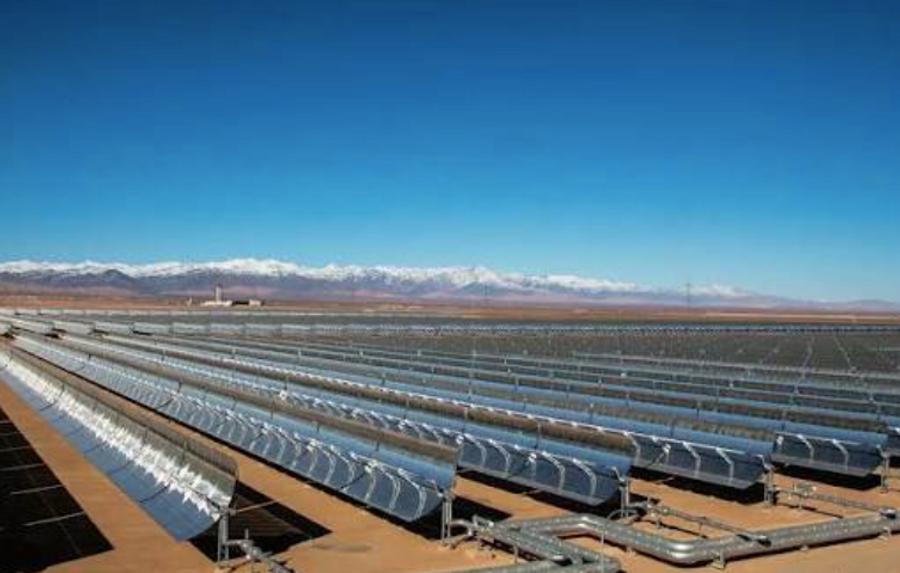 Marokko beschleunigt Energiewende mit vier Solarkraftwerken (225 MWp)