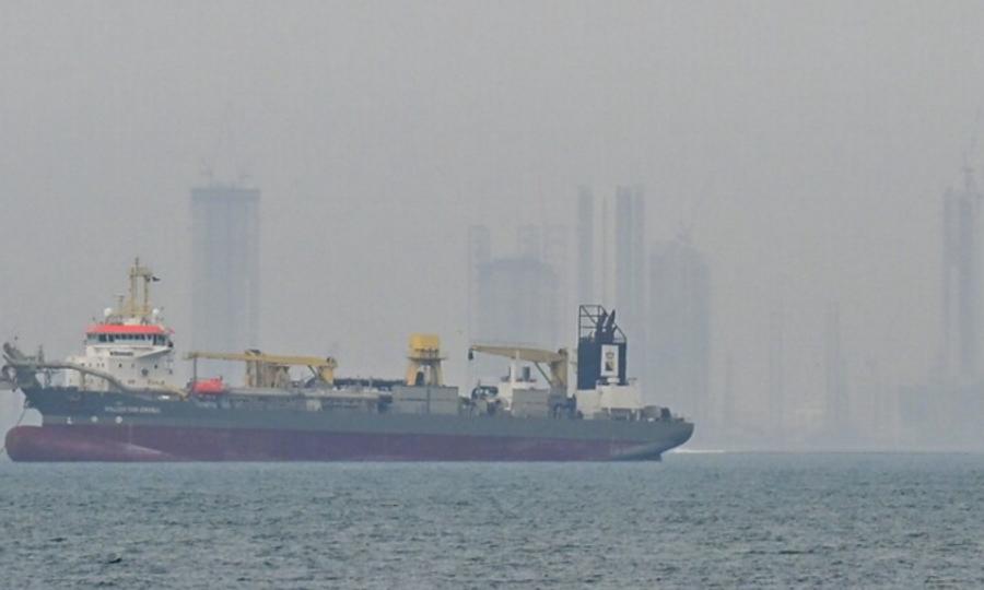 VS meldt omgeleide 100 commerciële schepen uit de Straat van Hormuz
