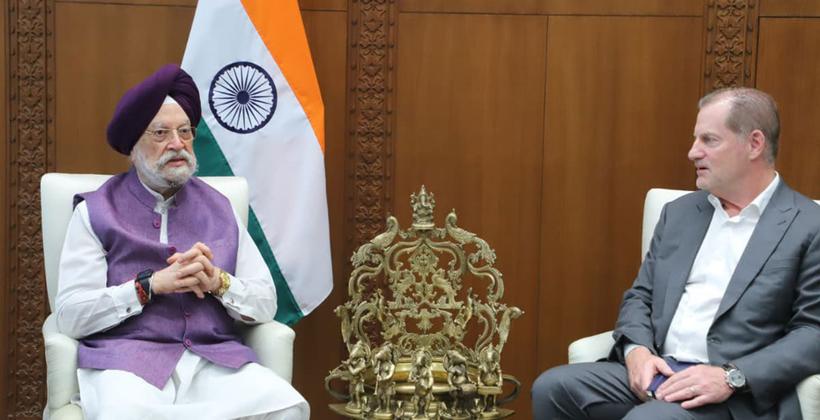 मंत्री हरदीप पुरी ने केर्नी ग्लोबल के एमडी के साथ हाइड्रोकार्बन अन्वेषण को तेज करने और ऊर्जा परिवर्तन के मार्गों पर चर्चा की।