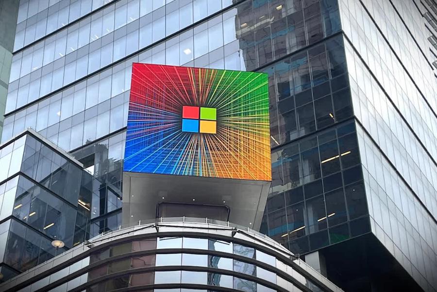 Scammers send phishing emails from official Microsoft address